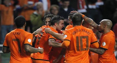 هولندا تتعادل مع اليابان وديا بهدفين لمثلهما